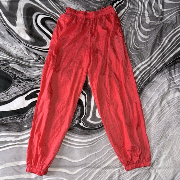 Champion UO Exclusive Nylon Balloon Pant - Picture 1 of 4